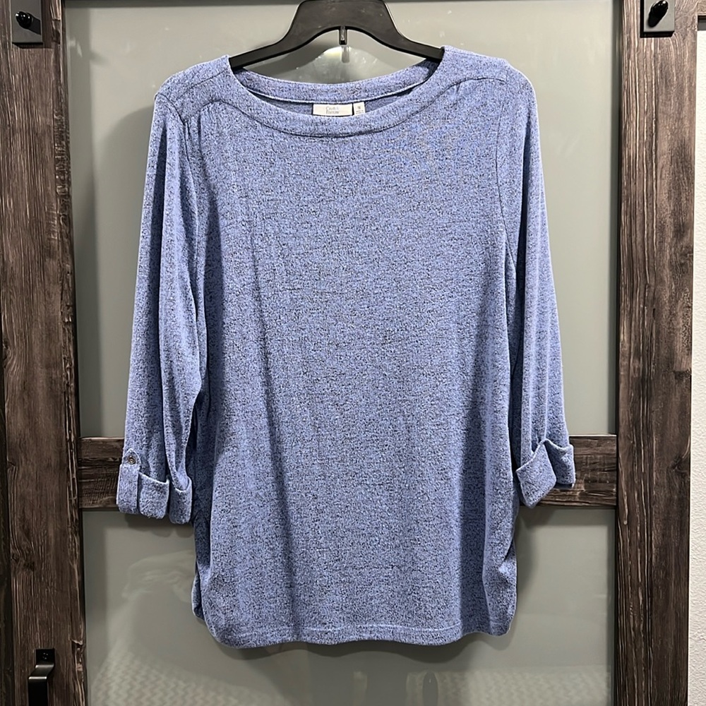 Croft & Barrow 3/4 length button sleeve sweater. Size 1X, color is periwinkle.